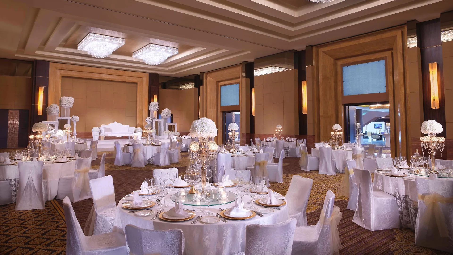Dusit Thani Абу-Даби