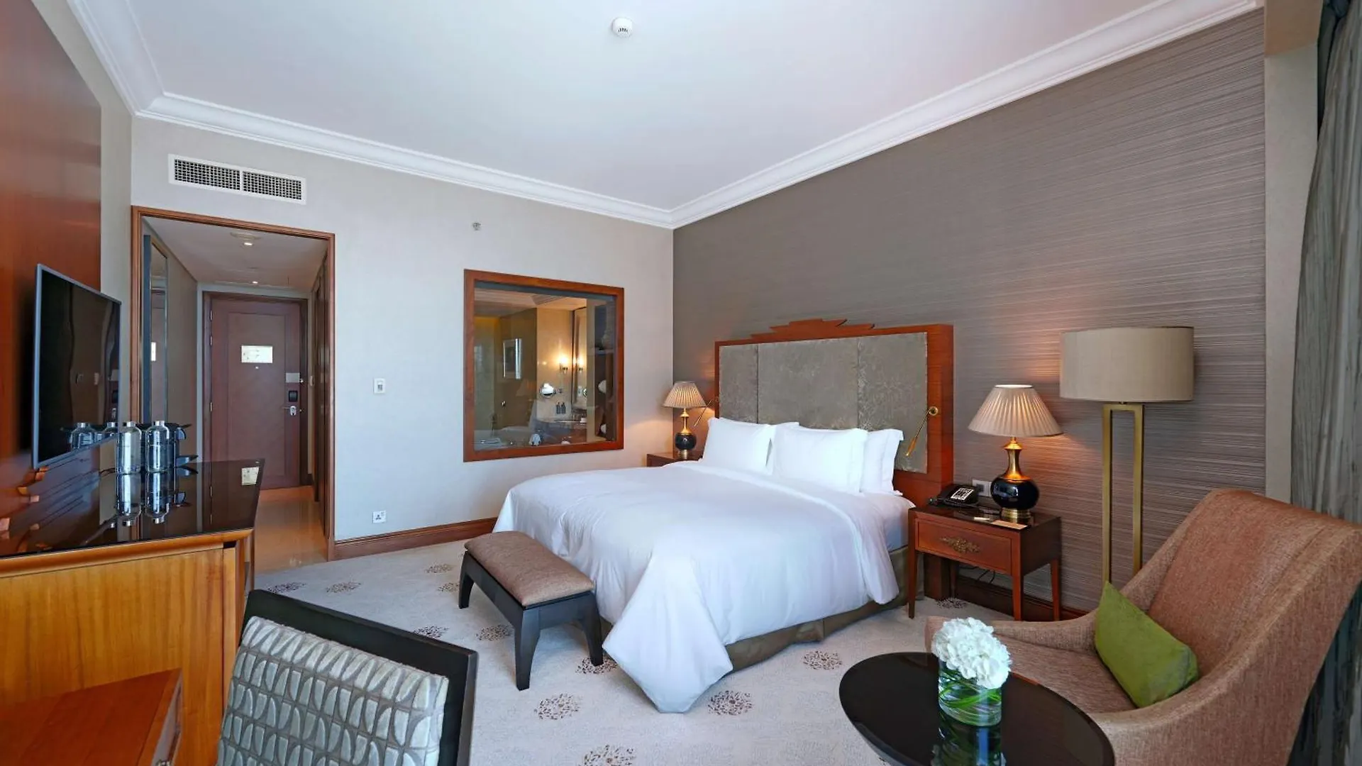 Hotel Dusit Thani Abu Dhabi